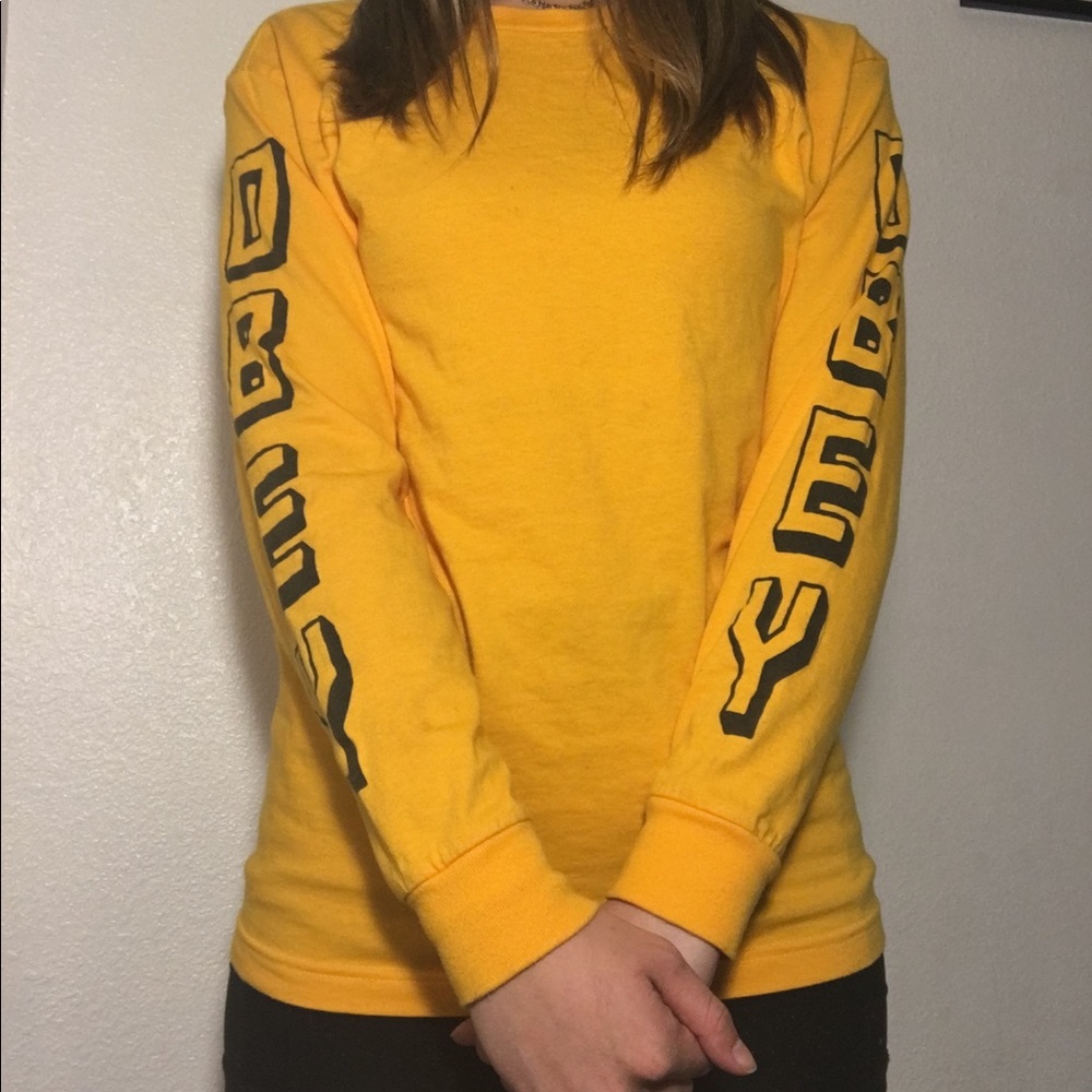 Obey shirt